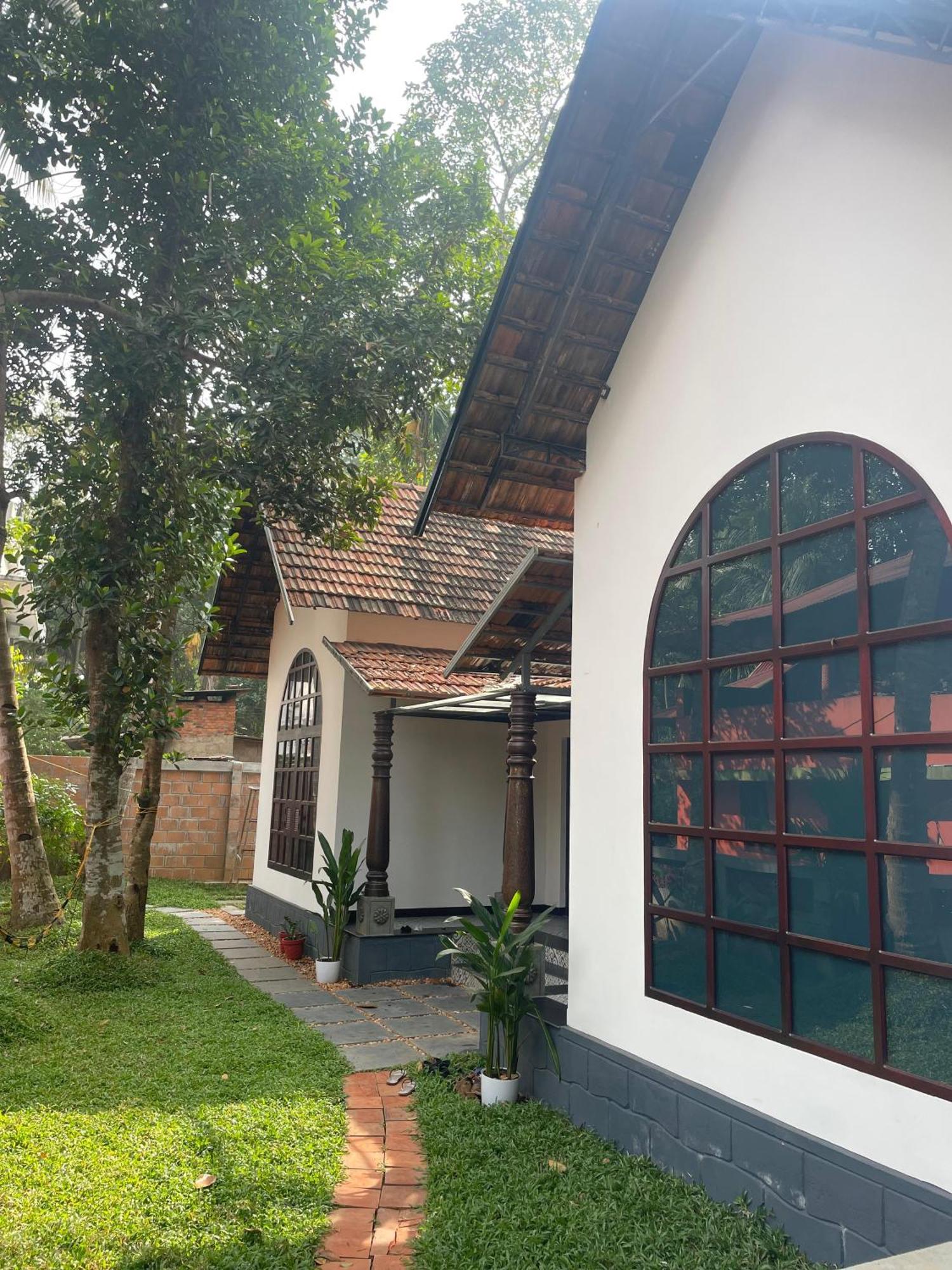 Munroe Plackal Heritage Mundrothuruth Bagian luar foto